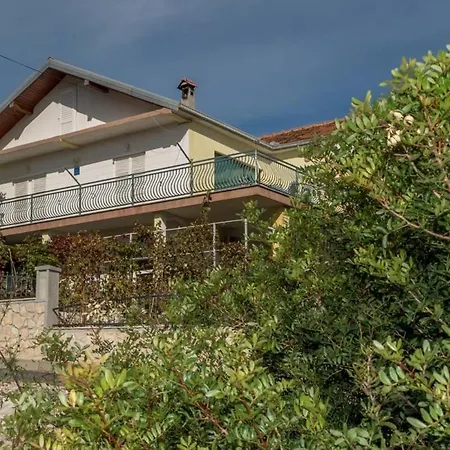 With Wifi Marina, Trogir - 22691 Апартаменты *