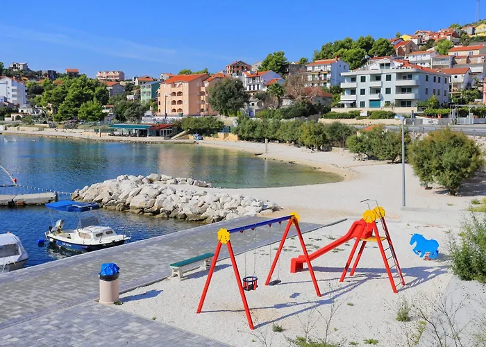 아파트 With Wifi Marina, Trogir - 22691